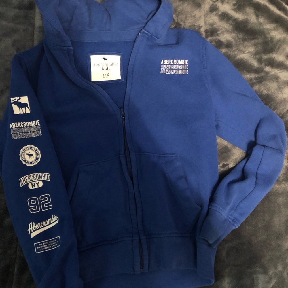Abercrombie kids blue zip up sweatshirt size 9/10